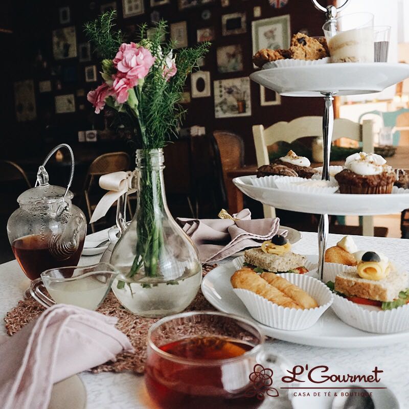 LGourmet's tweet photo. Consiéntete en buena compañía, con nuestra tarde de té al estilo europeo. Reserva llamándonos o en nuestra #TeaHouse https://t.co/pr6o23UVDR