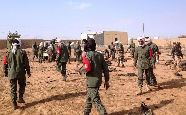 C___News's tweet photo. #Mali
#Gao: SVBIED car-bomb attack has killed 50+ soldiers, 100+ were wounded today. https://t.co/vBeJZ8gmpH