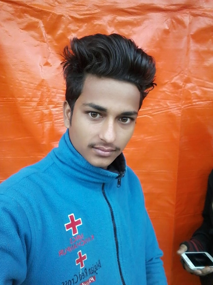 HansramBhatta1's tweet photo. Being sad with the right people is better than being happy with wrong people https://t.co/1mhJu6tqg8