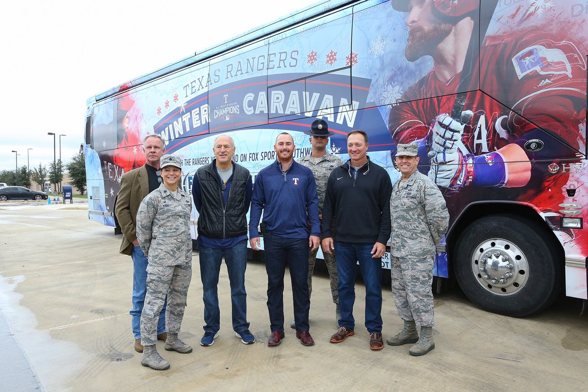 Enjoyed spending the morning at Lackland Air Force Base 🇺🇸#WinterCaravan https://t.co/sgXrLYBFPy