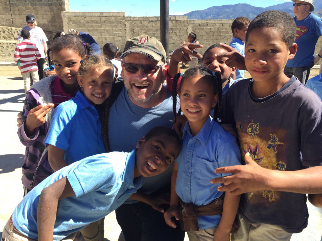 JohnVagner1's tweet photo. Words cannot express #MemoryMission2017 #lifetouch https://t.co/p47QtVpqrF