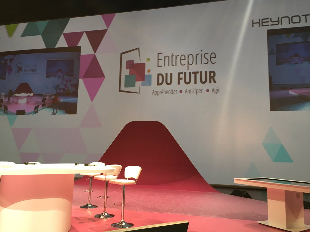 galateadrawn's tweet photo. En préparation du congres entreprise du futur #edfutur c'est demain! 😃 https://t.co/SdWUUB9C5O