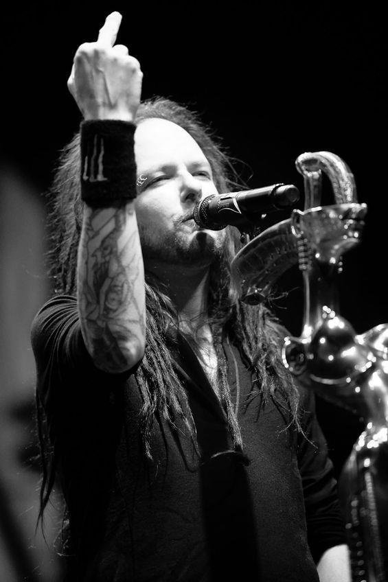 Happy birthday Mr. Jonathan Davis!! 