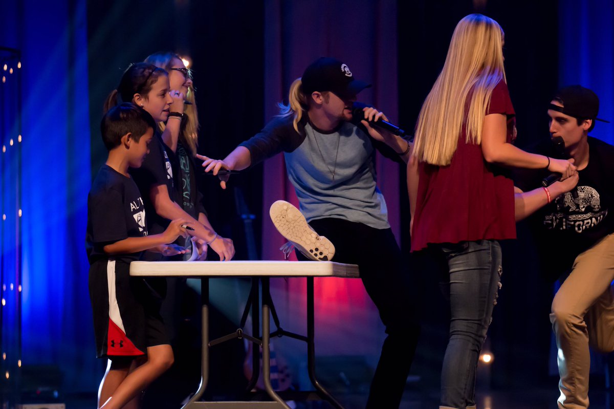 NRStuds's tweet photo. TONIGHT!! 6:15!! BRING A FRIEND!! It's gunna be so awesome that you're gunna be like "dang that was so awesome!" #NRStuds https://t.co/E8up2XM0hb
