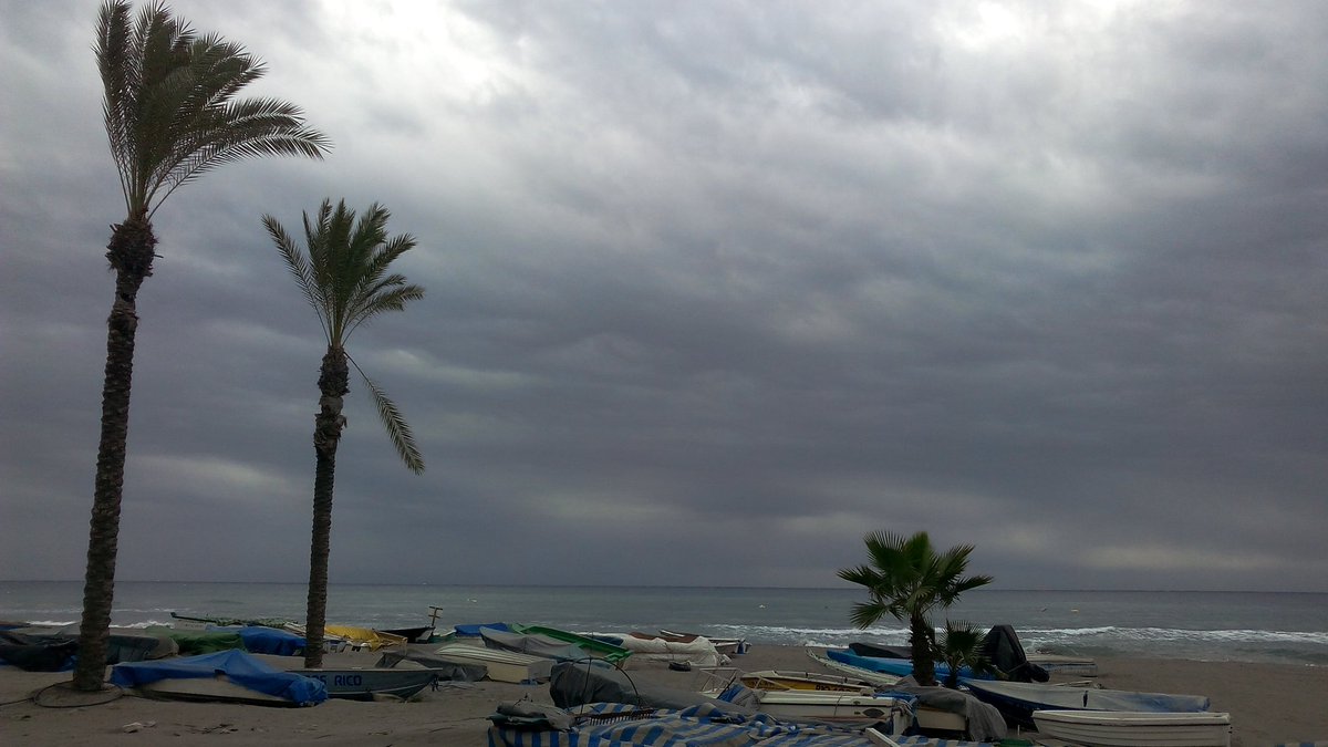 byTRAVELICIOUZ's tweet photo. This morning in Andalusia... https://t.co/ug8Uf2aKqX