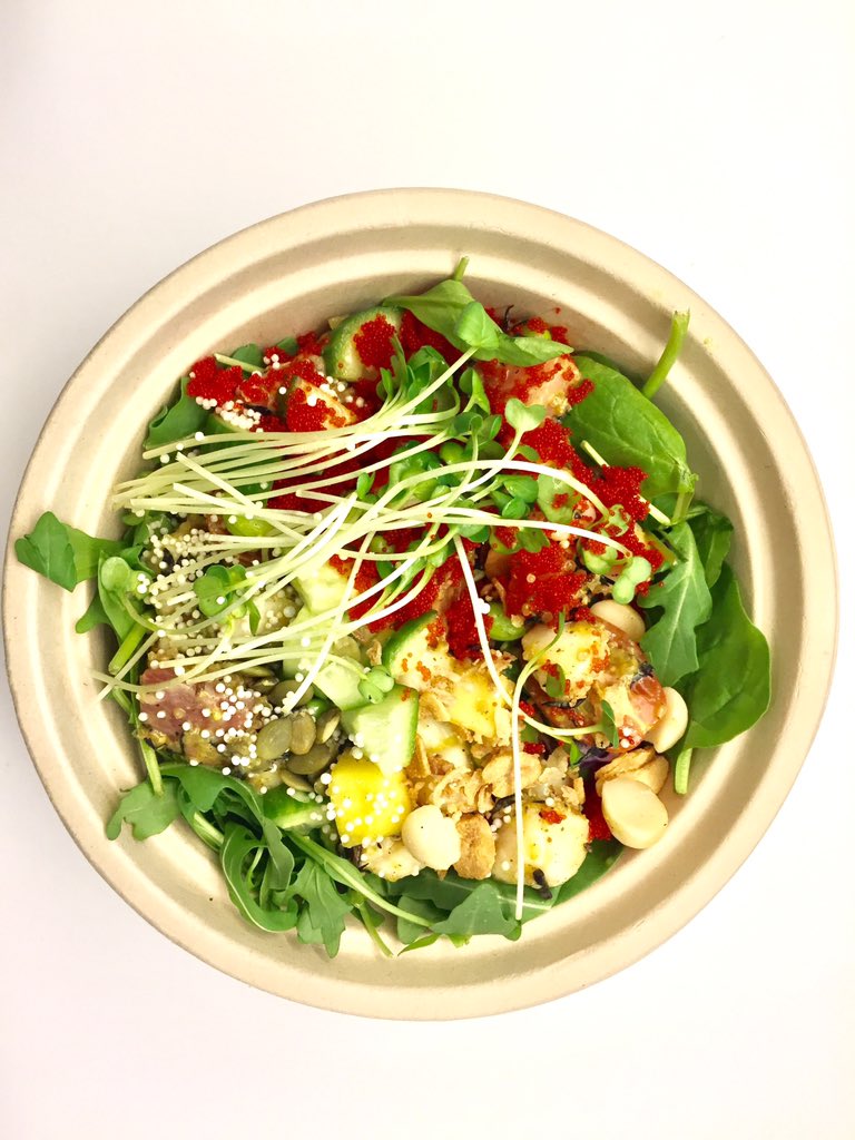 sehrishly's tweet photo. Waited 25 min in line for a poke bowl.. happy to see all these greens on my plate #cleaneating https://t.co/4Cm40Ahrt8