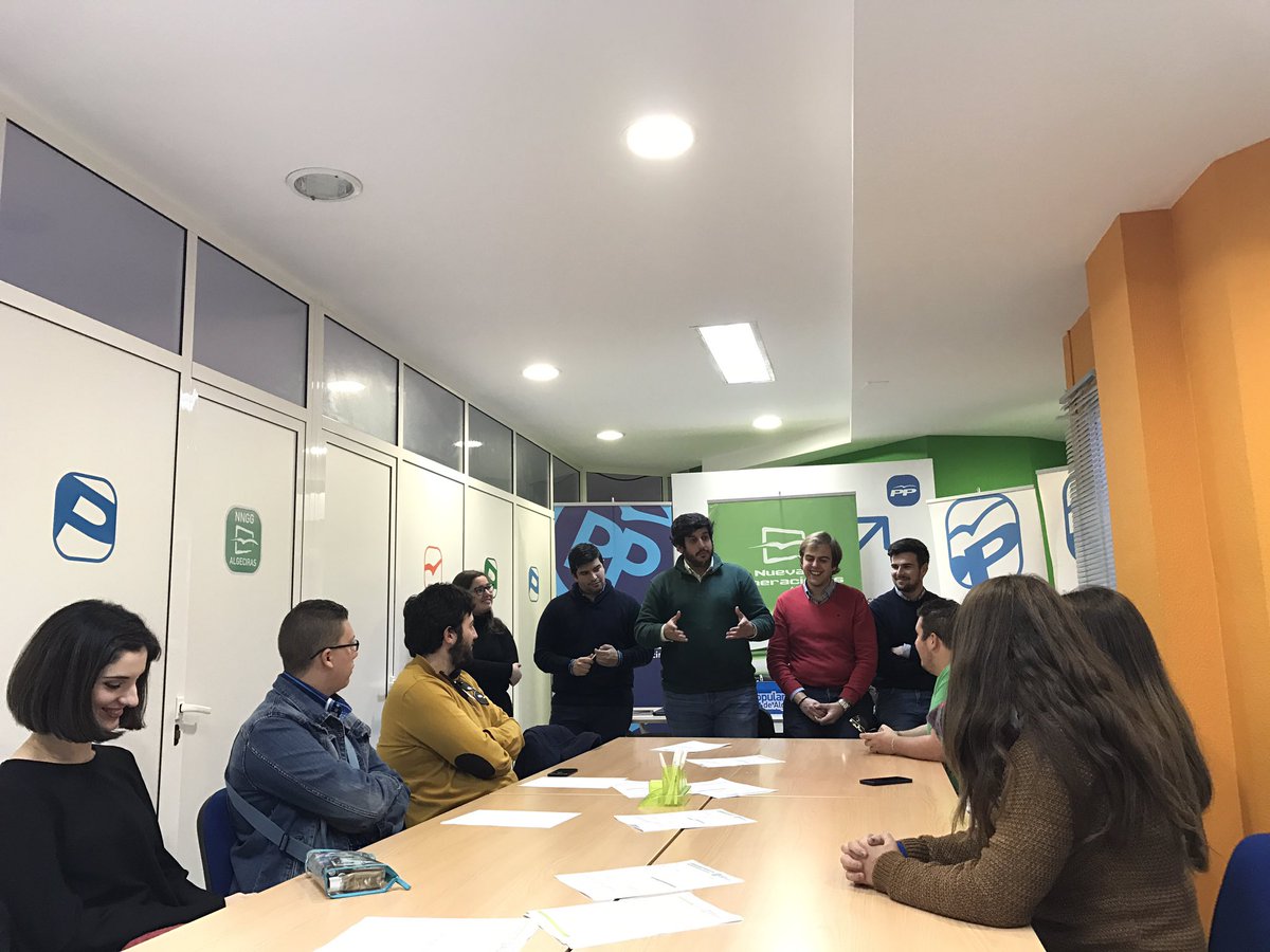 NNGGAlgeciras's tweet photo. Nuestra familia aumenta! Damos la bienvenida a Lorena, José Manuel, Elena y Carmen. #SomosNNGG
#AportandoIdeas https://t.co/JAlfJbc2KW