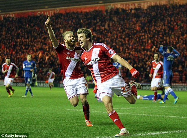 Clayts15's tweet photo. Welcome back to the @Boro @Patrick_Bamford god tonhave you back son 👍🏼🥊, here we are celebrating one of my many goals in that epic season https://t.co/Jp3YGEH79s