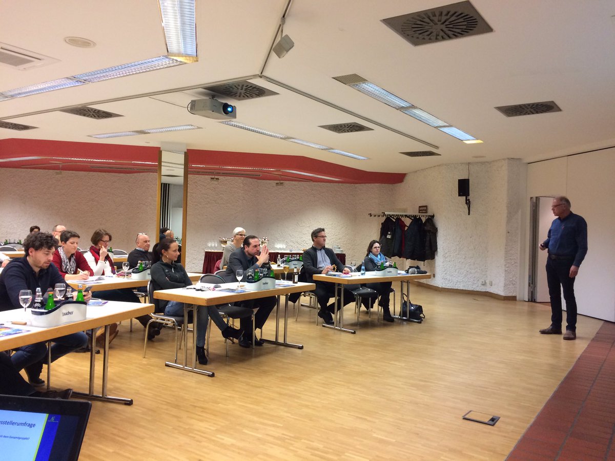 wirtschaftsoase's tweet photo. Anschlusstreffen des Messeauftritt der Stadt. https://t.co/eyAprwIIy9