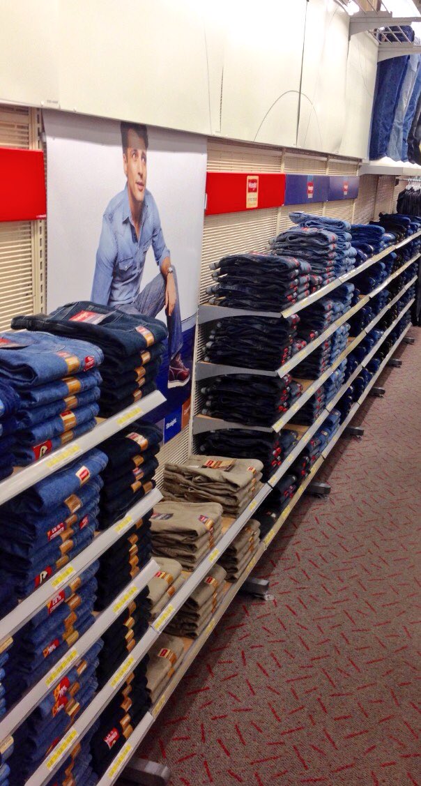 T1061🎯
Outstanding Zone #Brand 
Bravo👏 VM Tina 
<a href="/bridgettopinco/">Bridget Martinez</a> 
<a href="/MaxVasquez97/">Jaclyn</a> <a href="/DerinBriggs/">Derin</a>