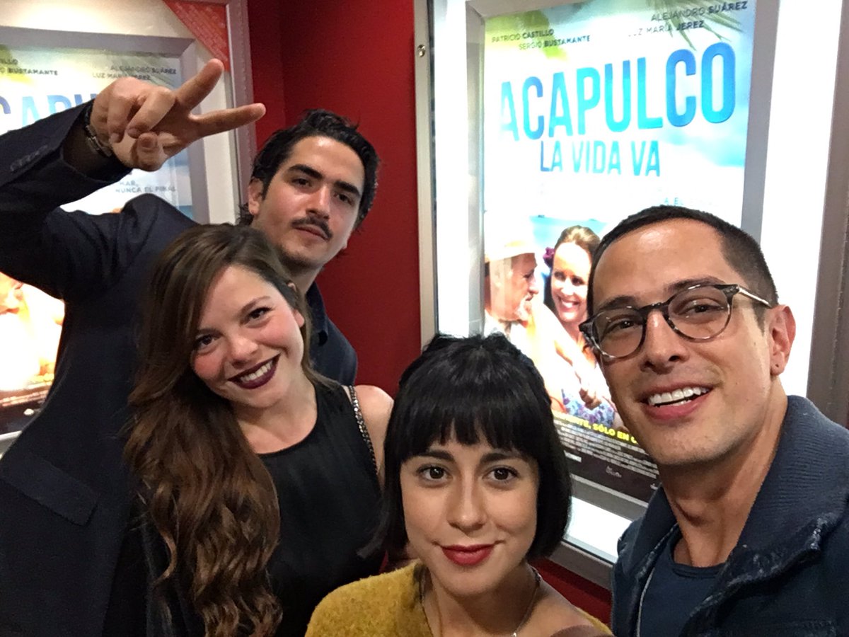 ignacioriva's tweet photo. Ayer en nuestra premiere. La verdad que hacer esta película fue de las cosas más divertidas de mi carrera. Vayan a ver #AcapulcoLaVidaVa https://t.co/lN1rxWCK8s