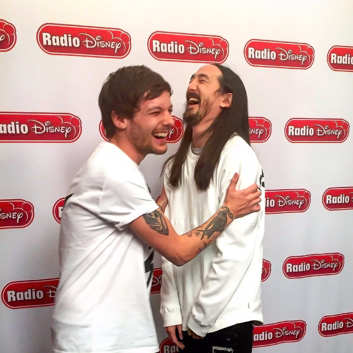 🔝#justholdon https://t.co/LsX21tFSWk