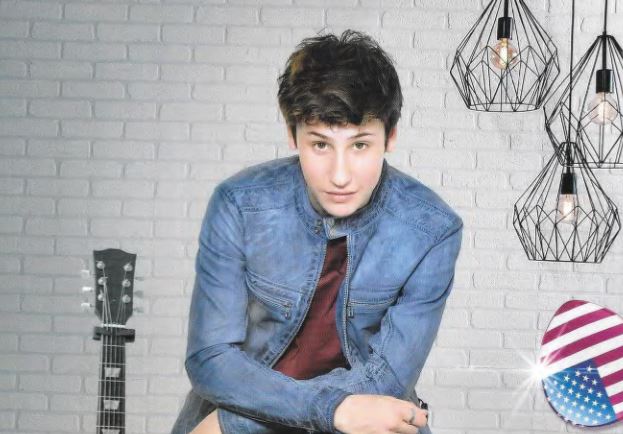 cuir_city's tweet photo. https://t.co/sRhGKcGRRk
@nemo en Calcutta bleu vintage dans le magazine Trynity stars... On valide!!!
#stars #talent #mode https://t.co/CBUxR3J3Bd