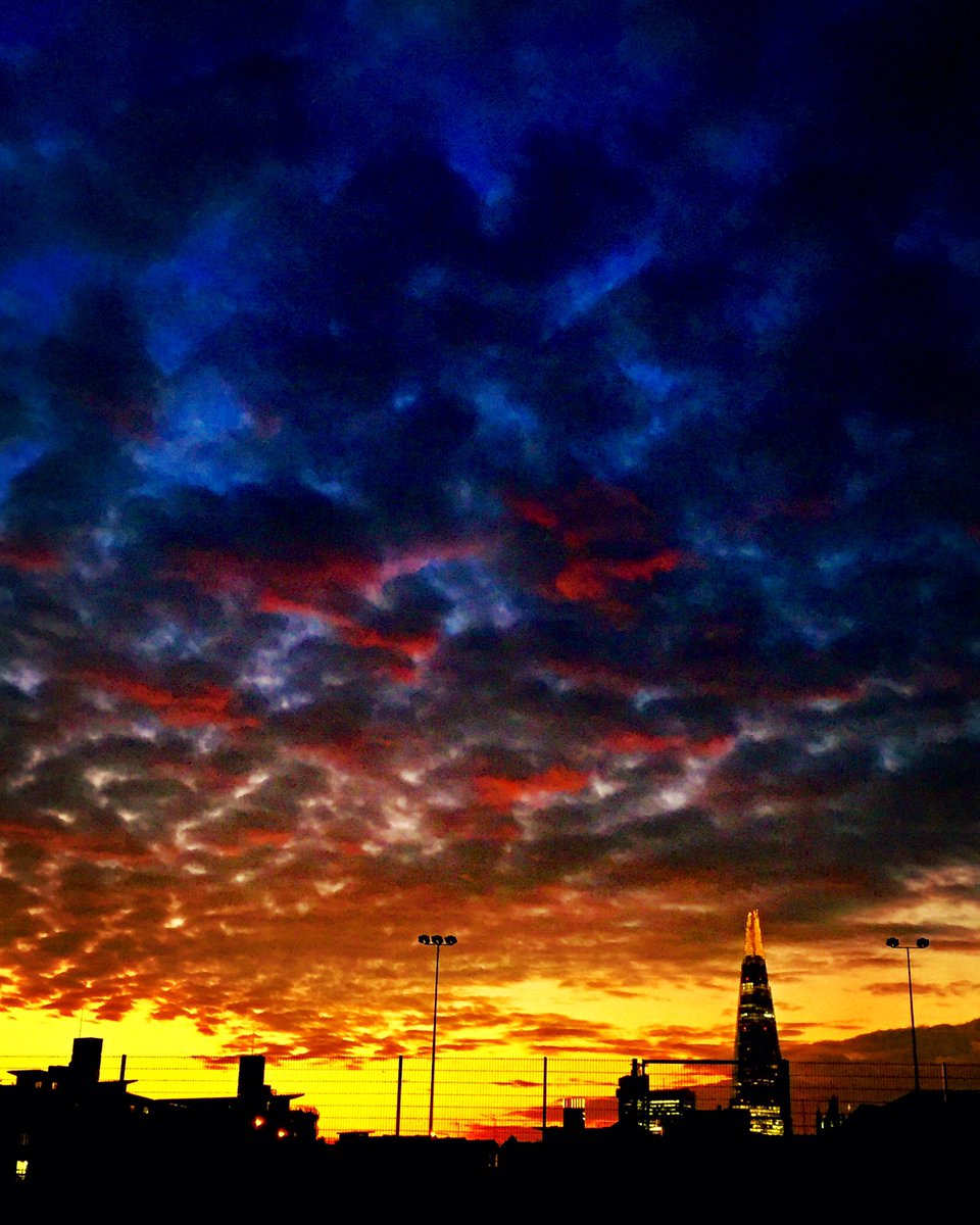 MoAndKay_Photos's tweet photo. Sunset Wapping
International Wedding Photographers based in London.
@moandkay_photography
#MoAndKay #sunset #Wapping #iDreamInSunsetColours https://t.co/IOrAIy6i8Z