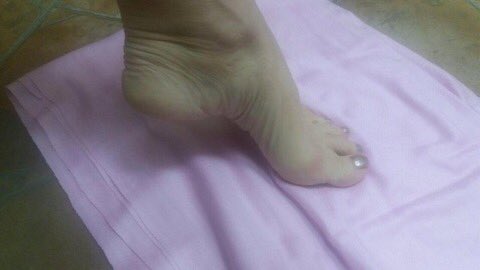 FootBabes's tweet photo. BARE_FOOT_BABES Foot Fetish Boutique NYC “ tomorrow explore your fetish fantasies email barefootdivas@yahoo.com https://t.co/k4iTage1iq