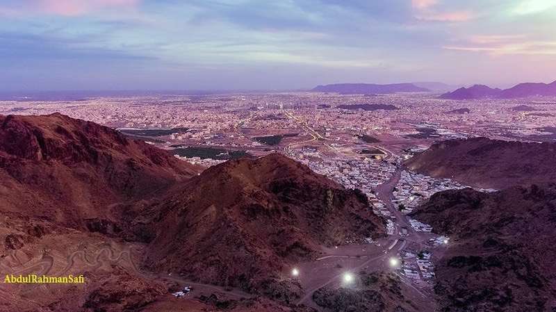 ghranchannel's tweet photo. 🔰#صور| مقتطفات مصورة تبرز أهم #المساجد و #المعالم التاريخية في #المدينة_المنورة عاصمة السياحة الإسلامية 🕌
.
عدسة : عبدالرحمن الصافي
.
@RT_MD https://t.co/7z12gXFPCI