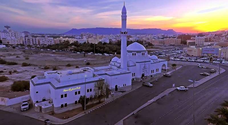 ghranchannel's tweet photo. 🔰#صور| مقتطفات مصورة تبرز أهم #المساجد و #المعالم التاريخية في #المدينة_المنورة عاصمة السياحة الإسلامية 🕌
.
عدسة : عبدالرحمن الصافي
.
@RT_MD https://t.co/7z12gXFPCI