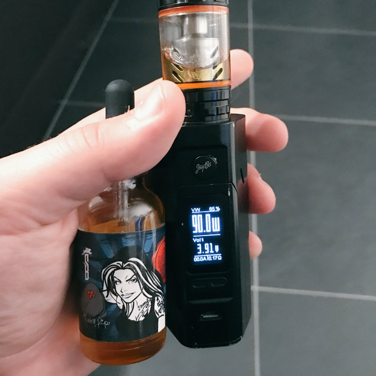 Handcheck! #suicidebunny #suckerpunch #smok #tfv8 #vapenation