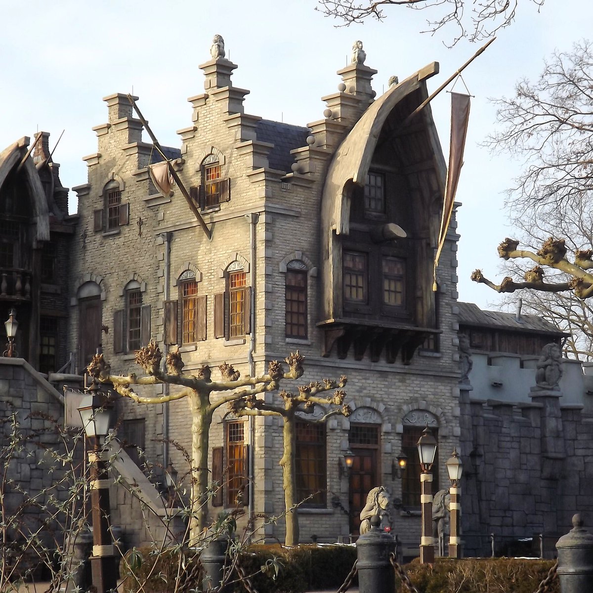 Quefox_'s tweet photo. #efteling #vliegendehollander #viewonwonder https://t.co/IFLjUl140e