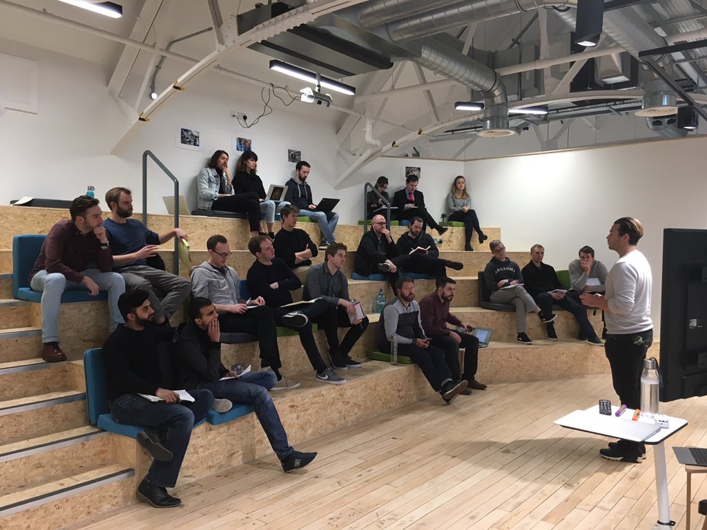 igniteaccel's tweet photo. Talking KPI's and setting measurable goals with @howardvk π #IgniteManchester #week2 https://t.co/NGWDAZcnJN