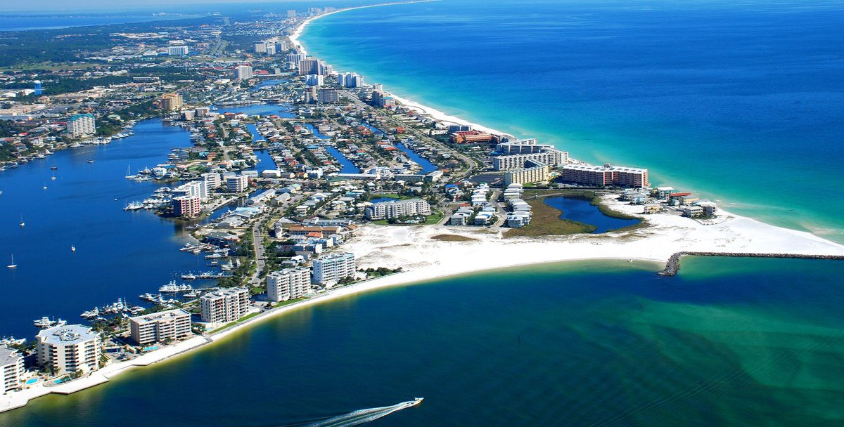 cleanbreak2017's tweet photo. ☀️ looks so good right now, right?! Reserve your spot today! #cleanbreak2017 #soberliving https://t.co/cmYj6hWm76
