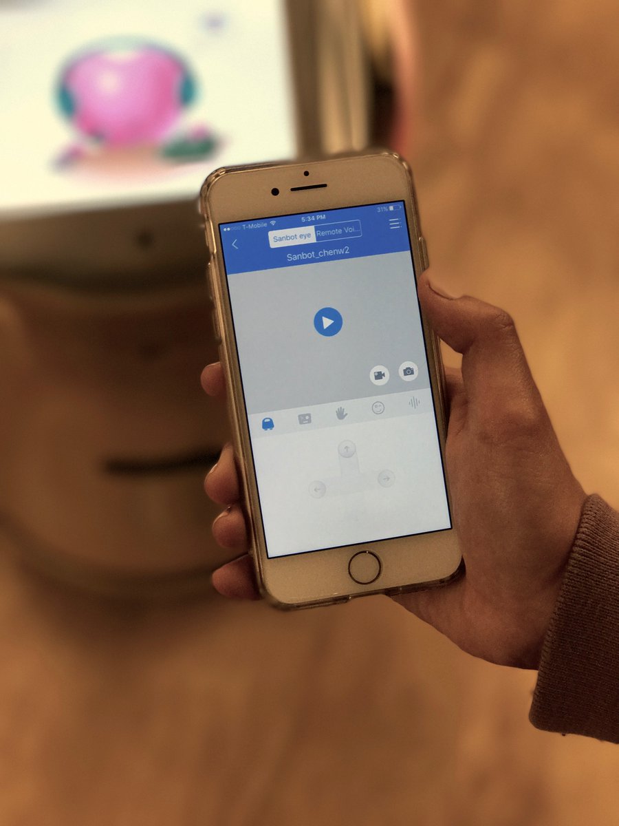 Sanbot_Robot's tweet image. You have the ability to control Sanbot remotely and customize the platform with Sanbot's openSDK. #Sanbot #openSDK #RemoteApp