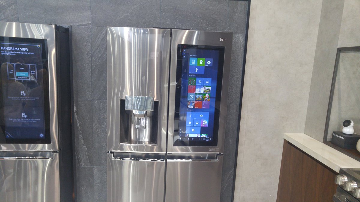 verlinmoorejr's tweet photo. #CES2017 #Instaview #SmartInstaview #LifesGood #LG #VerlinMoore #Amazing https://t.co/v2GaPr4YX0