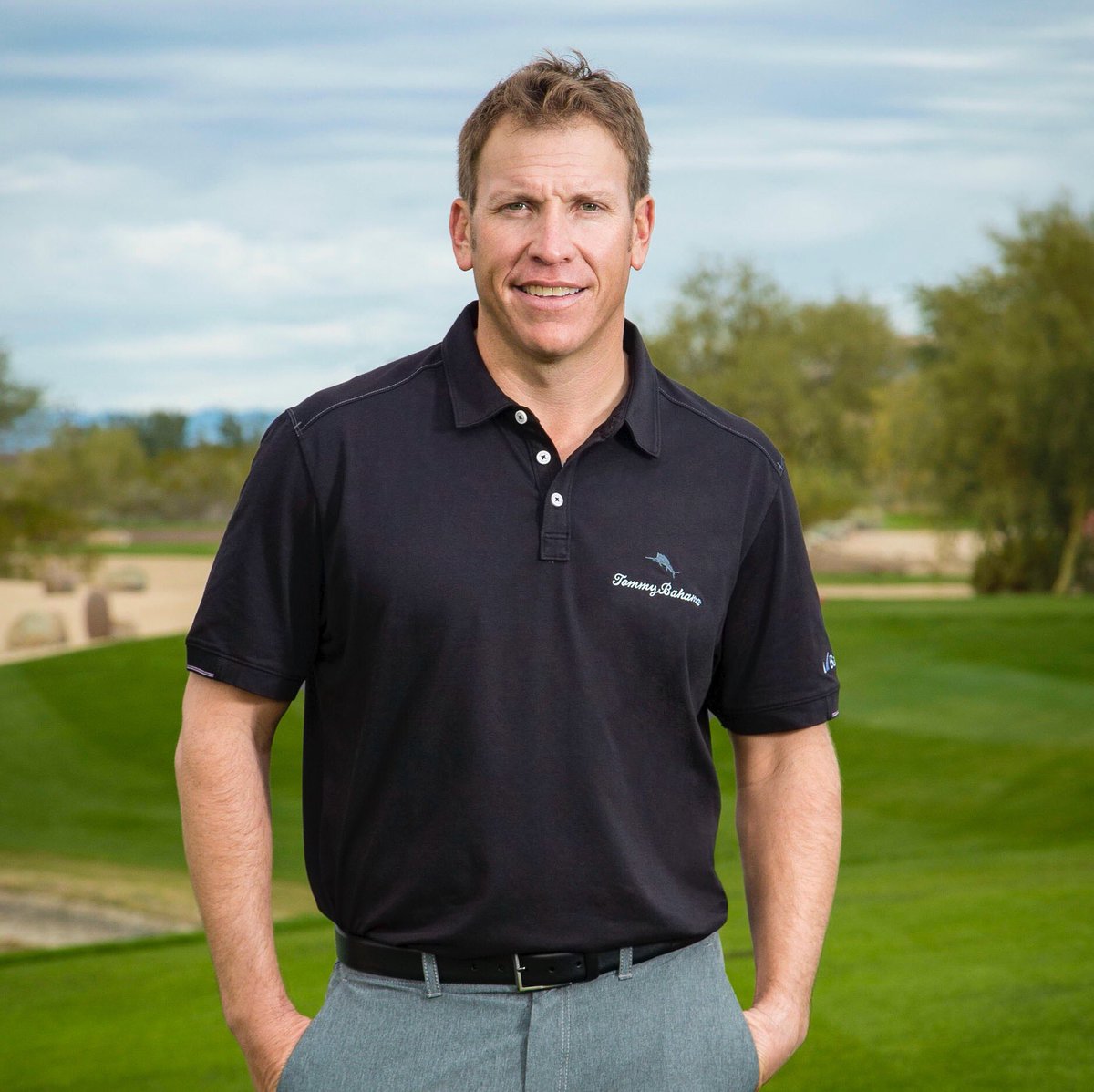 TommyBahama's tweet photo. Aloha! We're excited to announce that we're the official apparel provider of #PGA Pro @RealRickyBarnes! #IslandZone https://t.co/DwCr2dHJXK