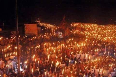 ChennaiIPL's tweet photo. Marina, just a few hours back... Standing up for Tamil Pride! #peacefulprotests #JusticeforJallikattu #WakeUpIndia https://t.co/uwBBMejlFH