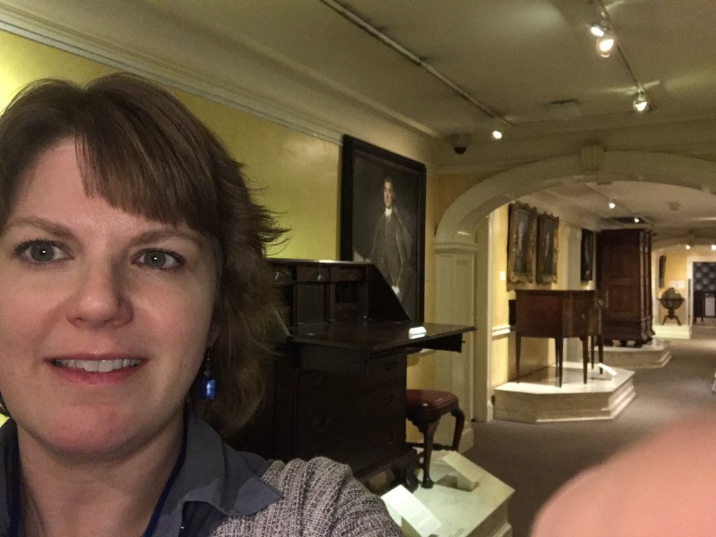 A museum selfie for #museumselfieday at the #darmuseum #yochimgallery #itweetmuseums