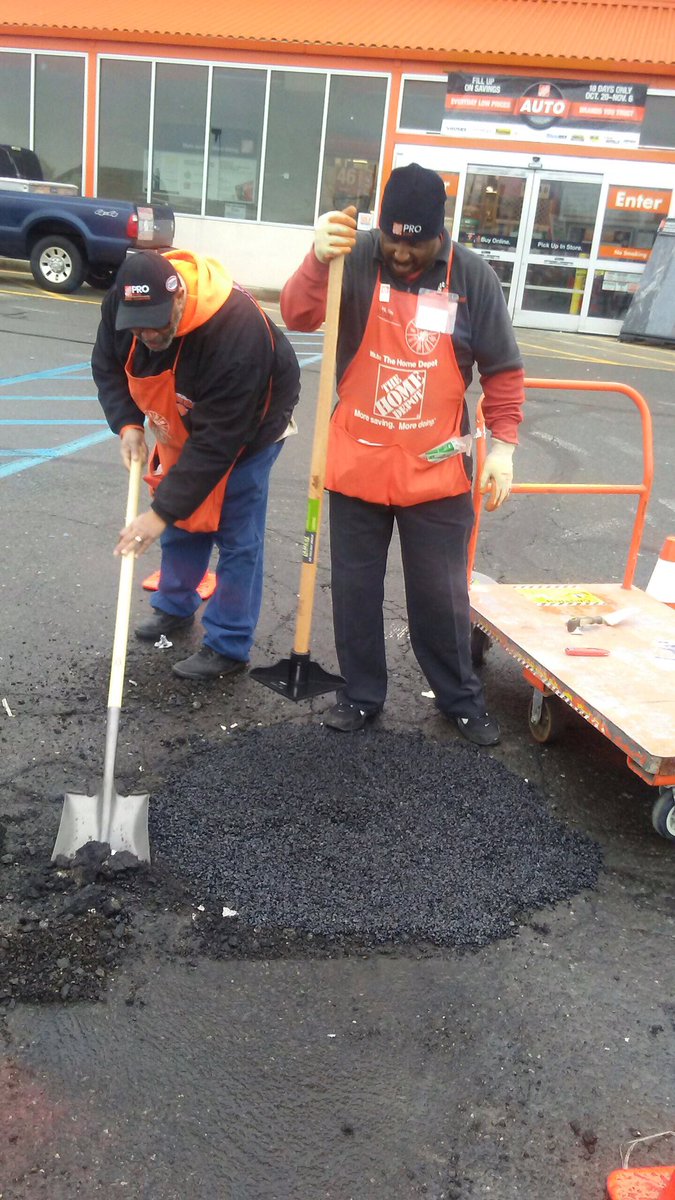 helly973's tweet photo. Safety comes first at 980 https://t.co/dMrqxE8OXg