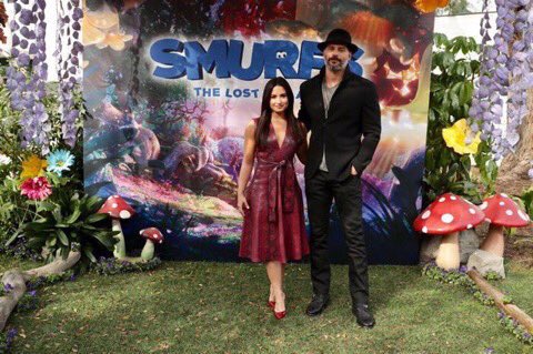 sitelovatics's tweet photo. SonyPictures: It’s time for a #SmurfsMovie Q&A - director #KellyAsbury, #JoeManganiello, and #DemiLovato are all here! #SonyAnimationDay https://t.co/HvA6YR6xAU