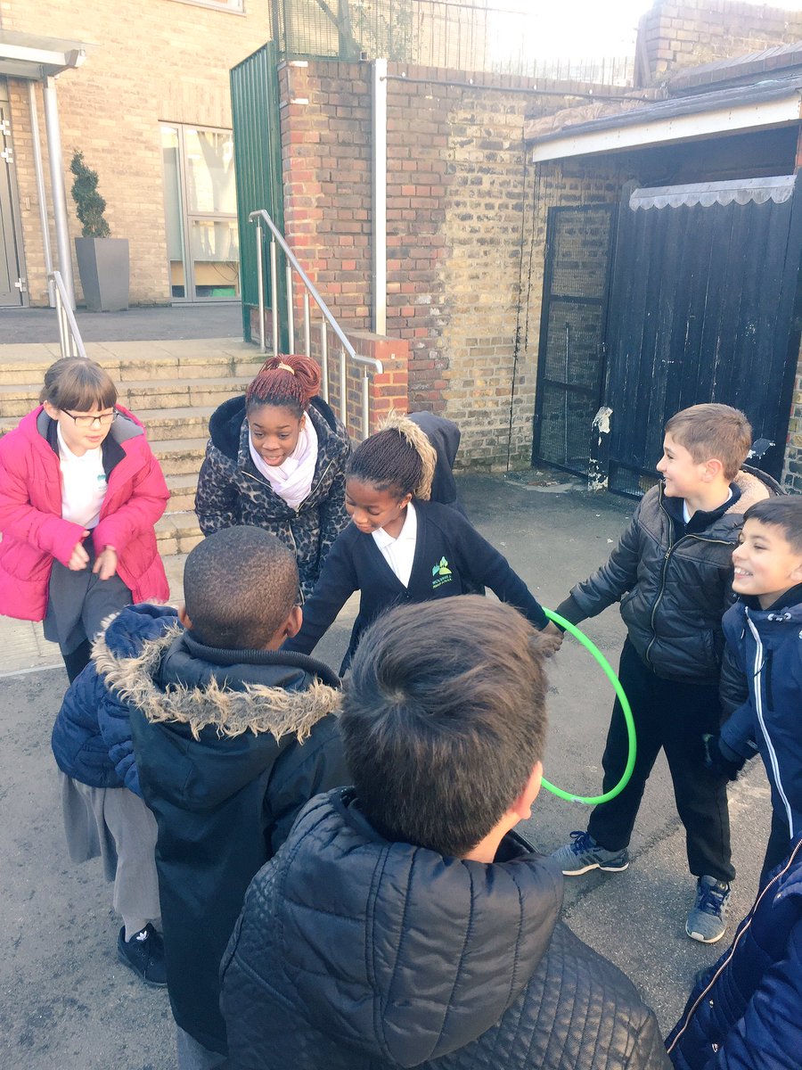 What fantastic role models year 6 students are being in their roles leading @SportsLeadersUK sessions to year 3/4 <a href="/WoodhillSchool/">Woodhill School</a>