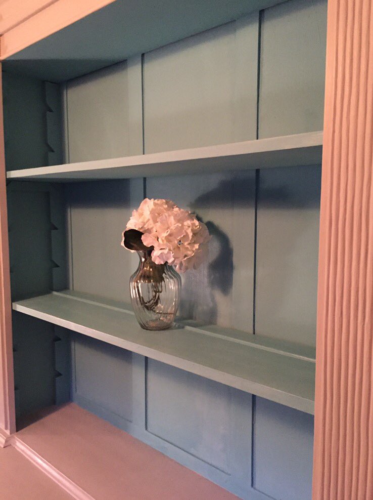 homeofchalk's tweet photo. A dresser we've just completed, giving it a fresh look with #anniesloan  #provence on the inside &amp; shelves and #parisgrey on the rest 😍 https://t.co/D1cRo2ikRP