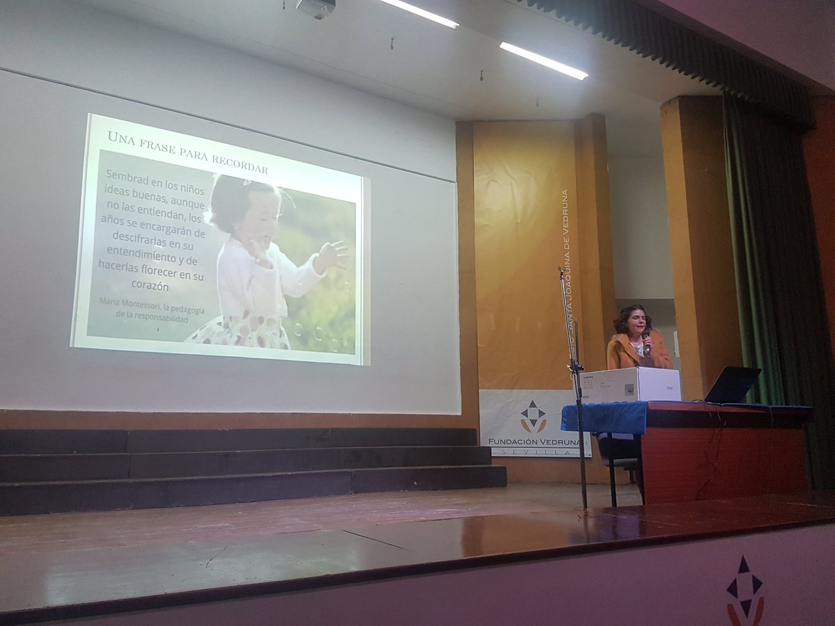 Analo89's tweet photo. Cerramos la jornada con esta gran frase!! #Montessori @ccffvedrunasev #jornadasfpvedruna https://t.co/bMOCDWu5o0