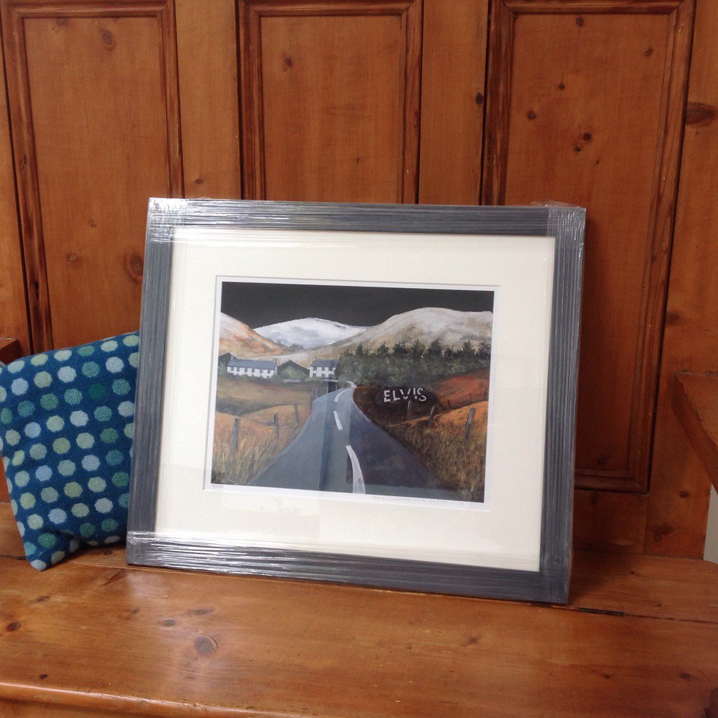 orielwynmel's tweet photo. NEWLYFRAMED #ELVISROCK. Impressive new A3 https://t.co/DCXSySbUqy ed #print £150. Interested?https://t.co/n9FYsYX4sr https://t.co/2ux6iNu4ZE