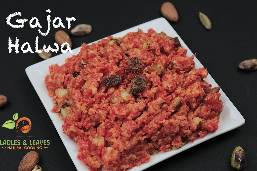 Making everyone's day sweeter with some melt in mouth Gajar Halwa! 
Full Recipe: ladlesandleaves.com/gajar-halwa/