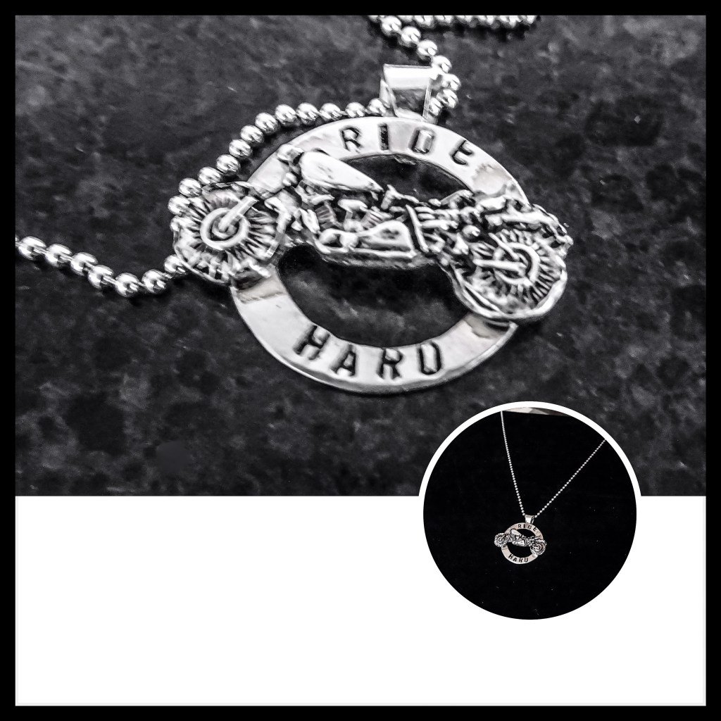 BirgentaAB's tweet photo. Ride hard, halsband https://t.co/VRhnZ4Hrjx https://t.co/3G8jrQM5dH
