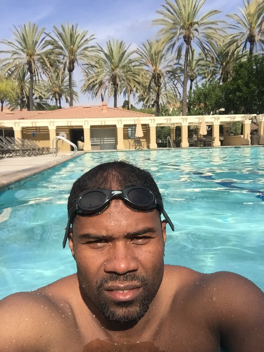 kchambers4n8's tweet photo. In the pool to working through a little injury. Back running soon. #swimming #running #garmin #workingthru #Training https://t.co/TCVVuaJgPV
