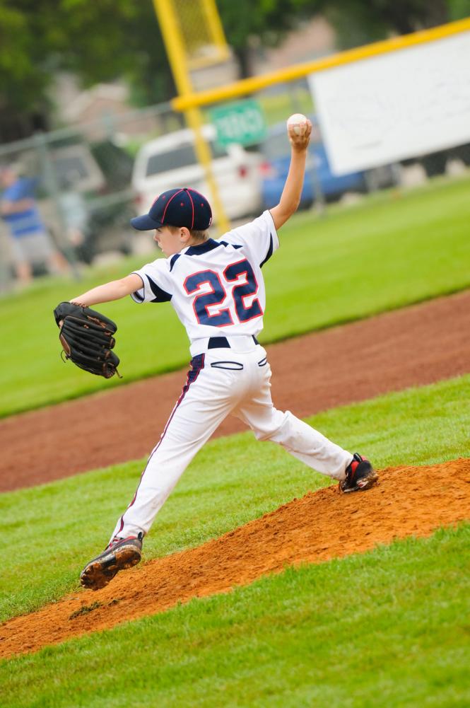 SourcePersonnel's tweet photo. #LittleLeagueInternational has announced mandatory #CriminalBackgroundChecks for its volunteer coaches. https://t.co/xvocJWIiTN https://t.co/u3L3gc66cO