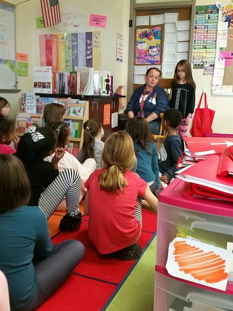 MrsRSuperHeros's tweet photo. Learning about sale associates! #careerweek #sgeaction #aacpsawesome #journeyskidz #motherdaughter #parentenvolvement https://t.co/AdwwAbXX6h