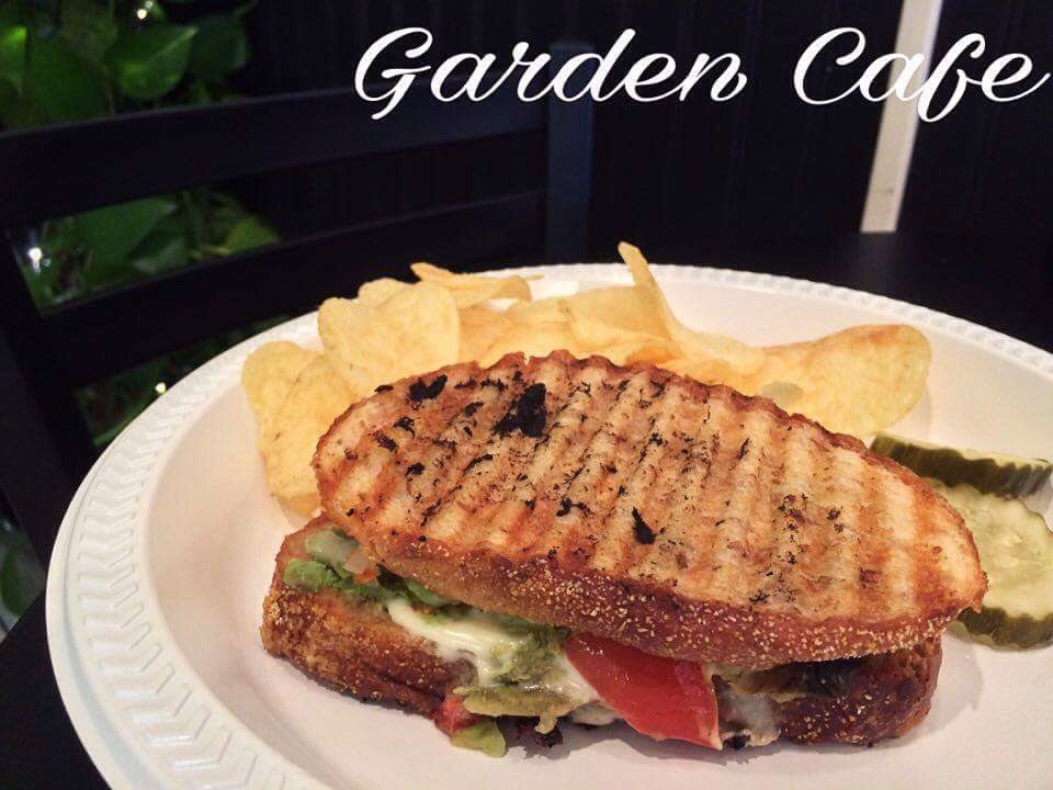 California grilled cheese! Sriracha + avocado = ❤️
Eat in or take out.. 484-444-2424