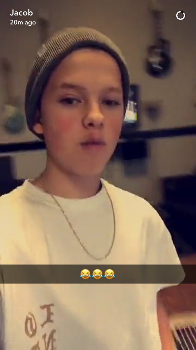 jacobsessors's tweet photo. @jacobsartorius #LastTextMusicVideo πβ€ https://t.co/2mLiFNpZys