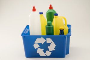 rrecycling's tweet photo. Report from @circulareconomy and @wef shows half of all plastic packaging could be profitably recycled, if ... https://t.co/BOhhWLQkDa https://t.co/nU6Jz0Mgtd