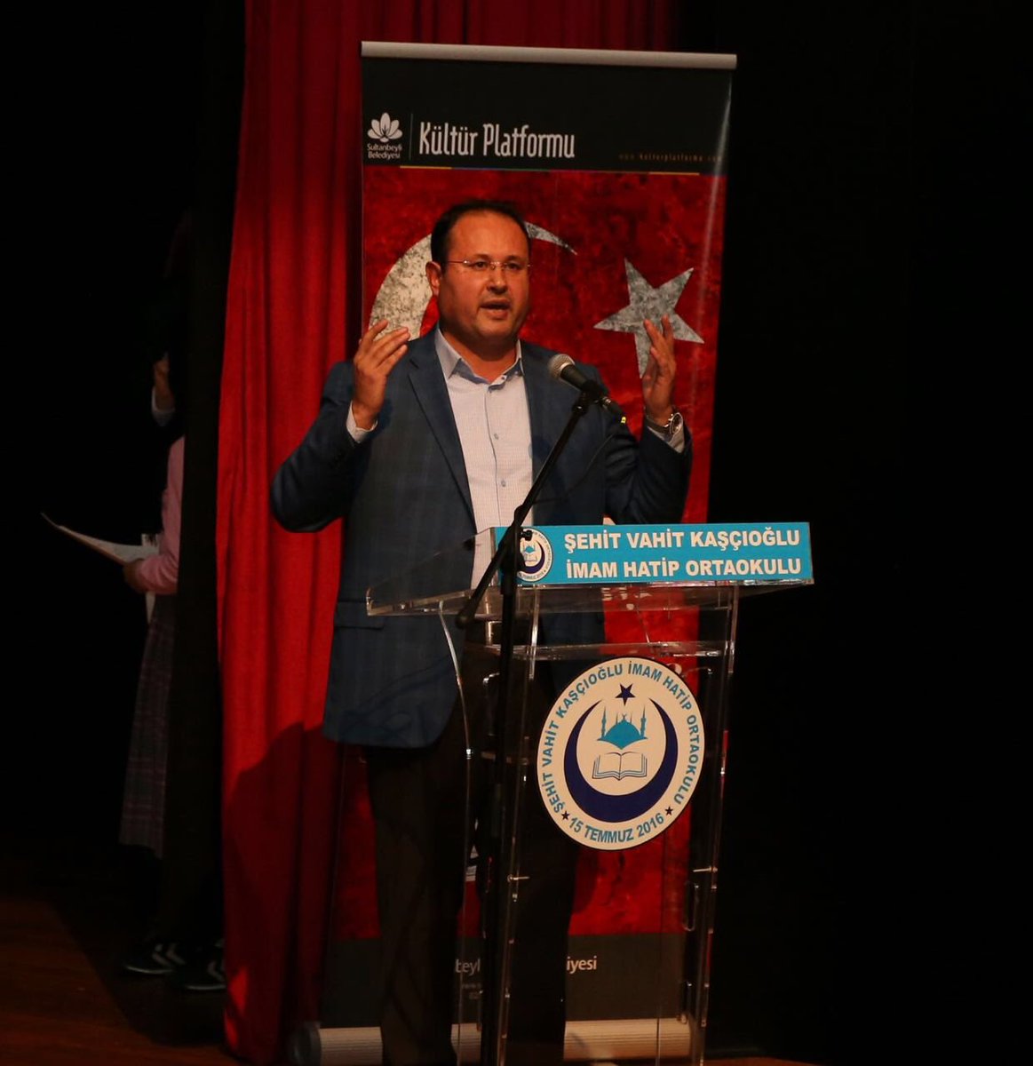Keskin_Huseyin's tweet photo. Şehit Vahit Kaşçıoğlu İmam Hatip Ortaokulu/ İmam Hatipler,Şehitlerini Unutmuyor.1 https://t.co/WIidAXryQM