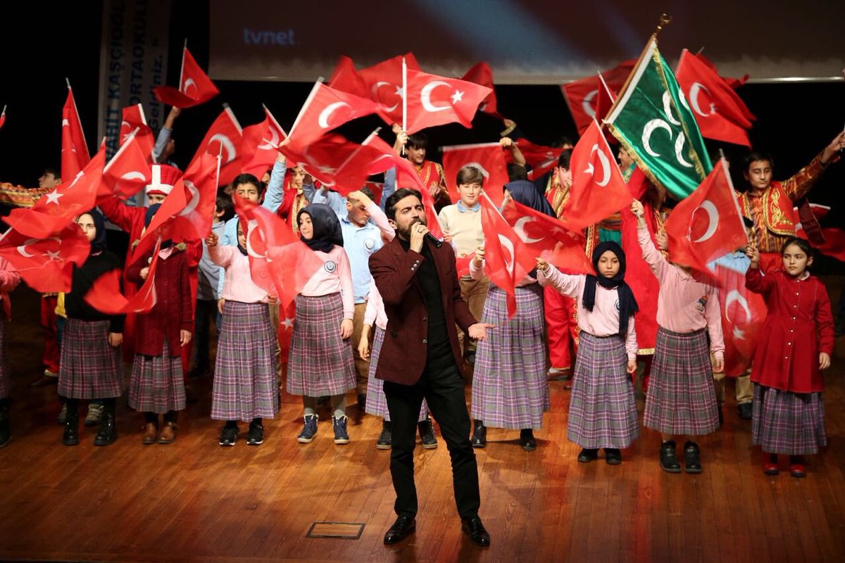 Keskin_Huseyin's tweet photo. Sultanbeyli Kültür Merkezinde @umutmurare'yi dinledik.Tebrik ederiz,ağzınıza sağlık. https://t.co/E2atnqaxcV