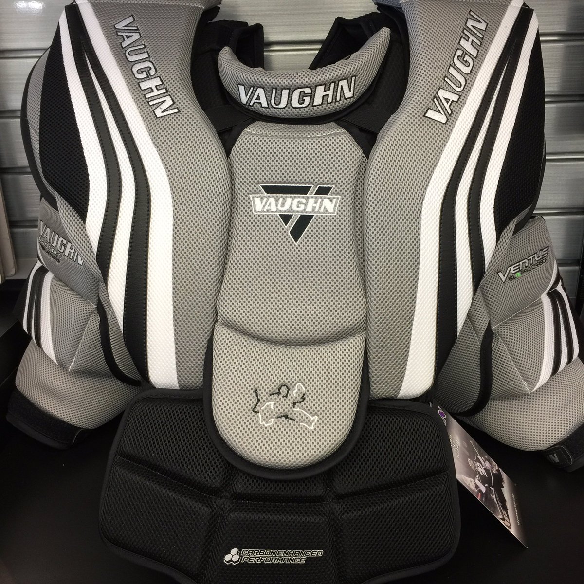 The all new Vaughn Ventus SLR Pro Carbon chest and arm protectors are now available in store! #vaughn #ventus