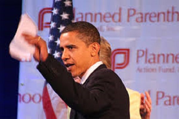 LifeNewsHQ's tweet photo. Planned Parenthood Thanks Obama for Promoting Abortion: “Thank You Mr. President” https://t.co/fJeZGzTj01 #ObamaLegacy #prolifewomen https://t.co/0jb1NPed7v