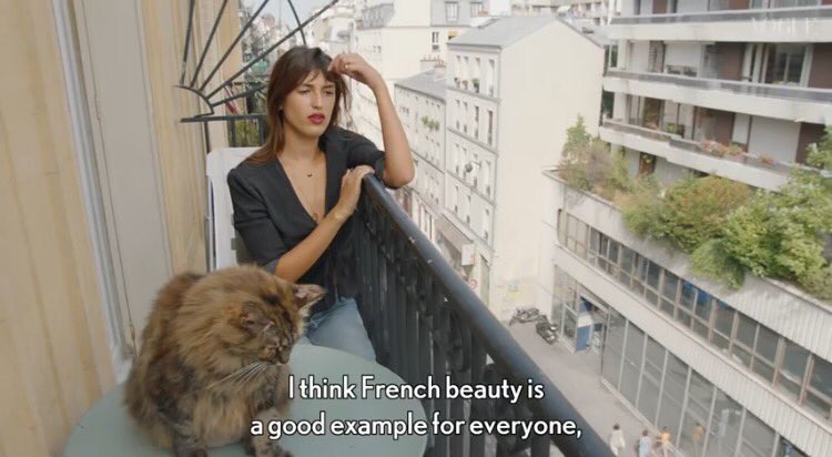 vintagevogues's tweet image. Jeanne Damas on French beauty