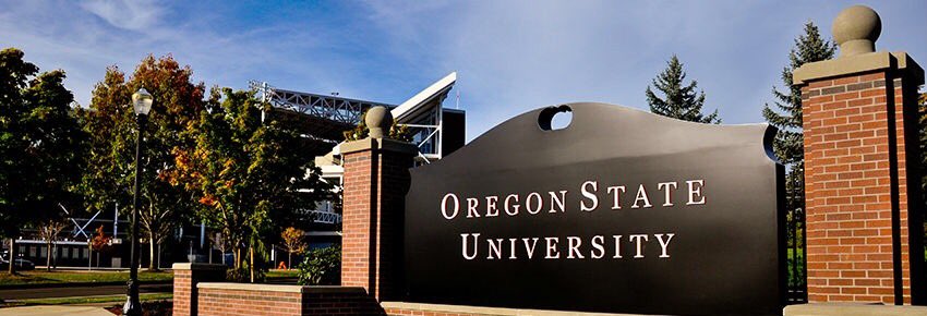 CorbittClaire's tweet photo. Crazy excited to announce I've committed to OSU to run in the PAC12 #GoBeavs!! :) https://t.co/3TcnkDc5fI